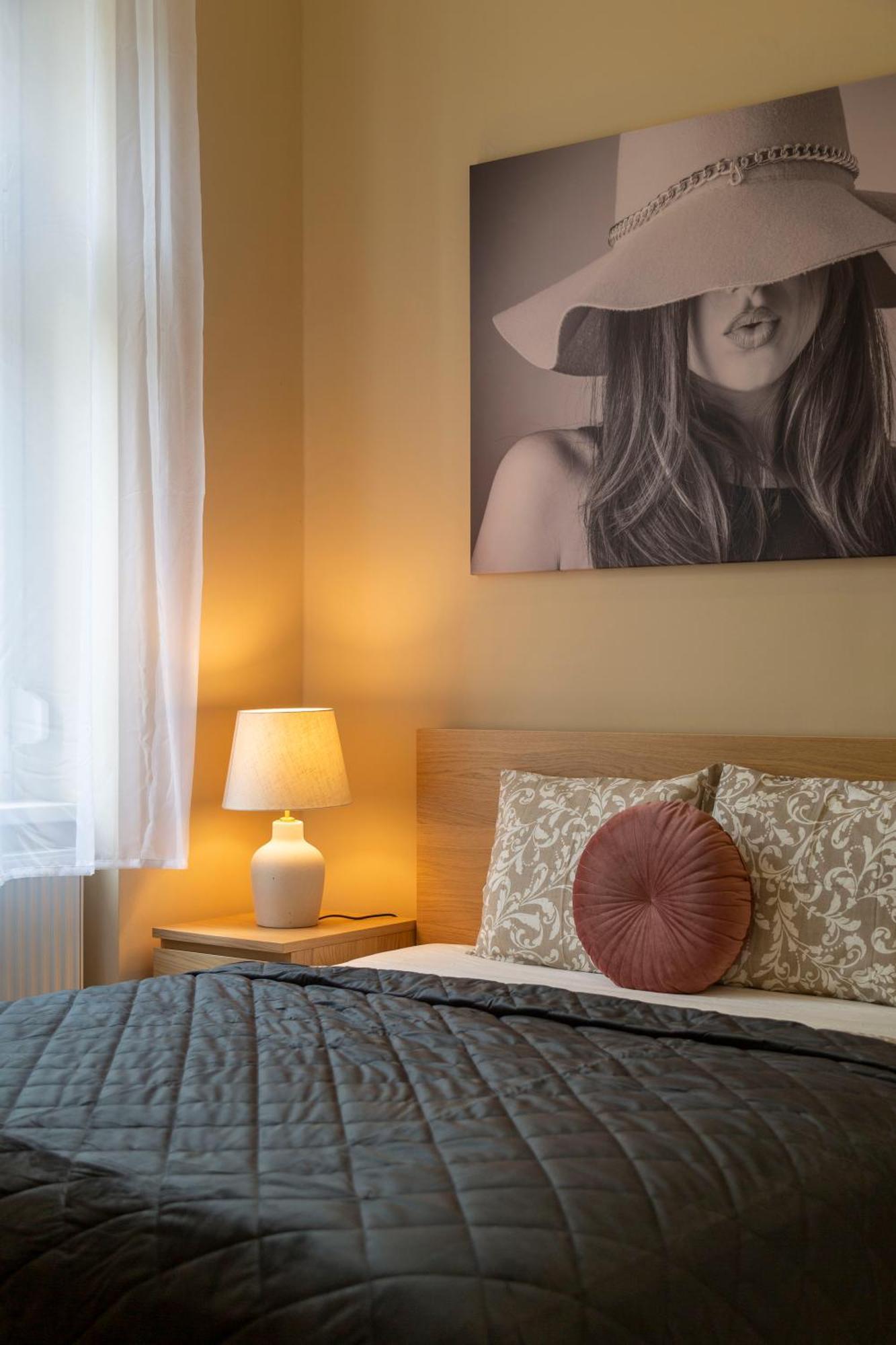 Spacious Bajcsy Residence In The Heart Of Budapest Ngoại thất bức ảnh