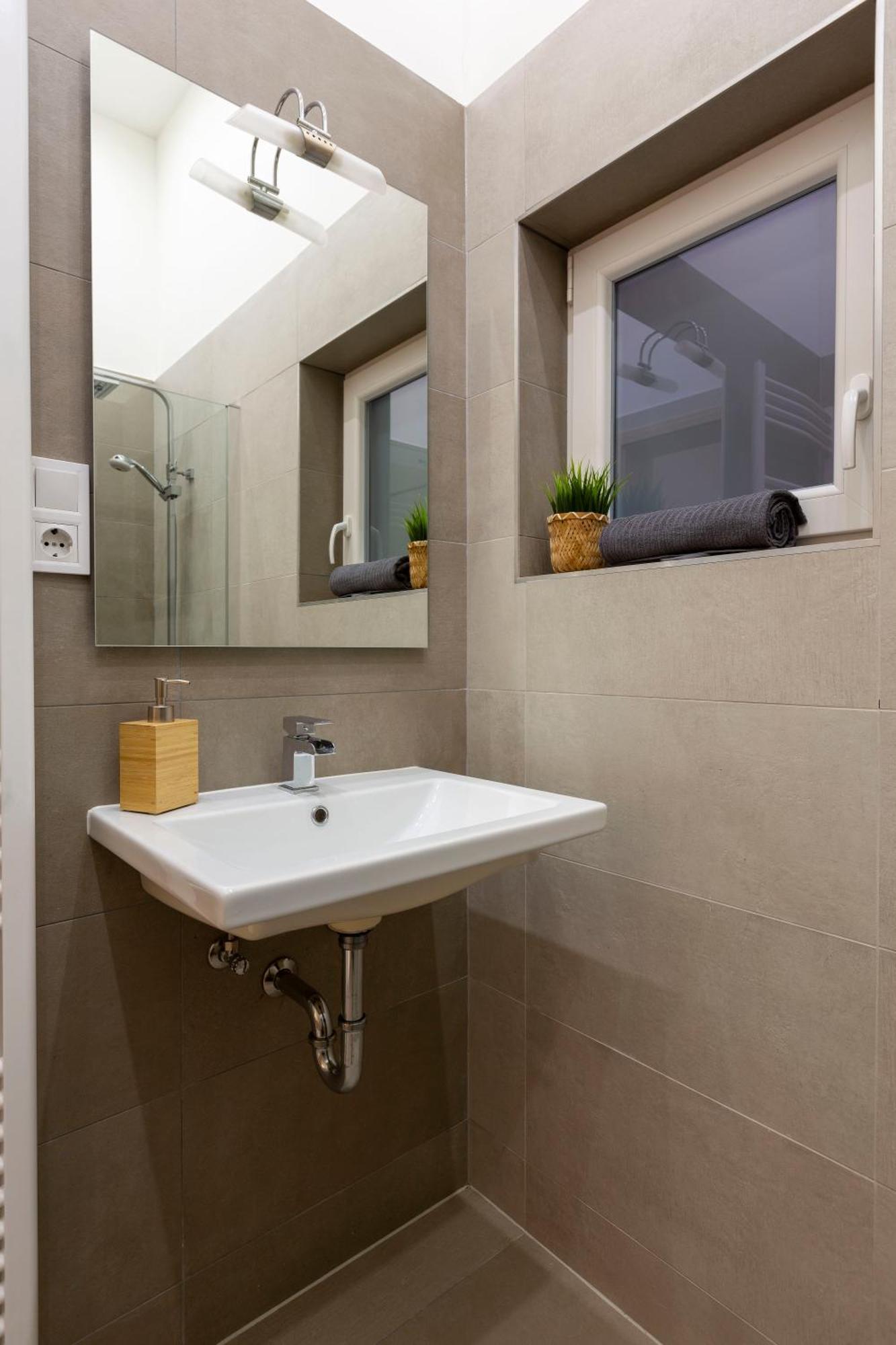 Spacious Bajcsy Residence In The Heart Of Budapest Ngoại thất bức ảnh