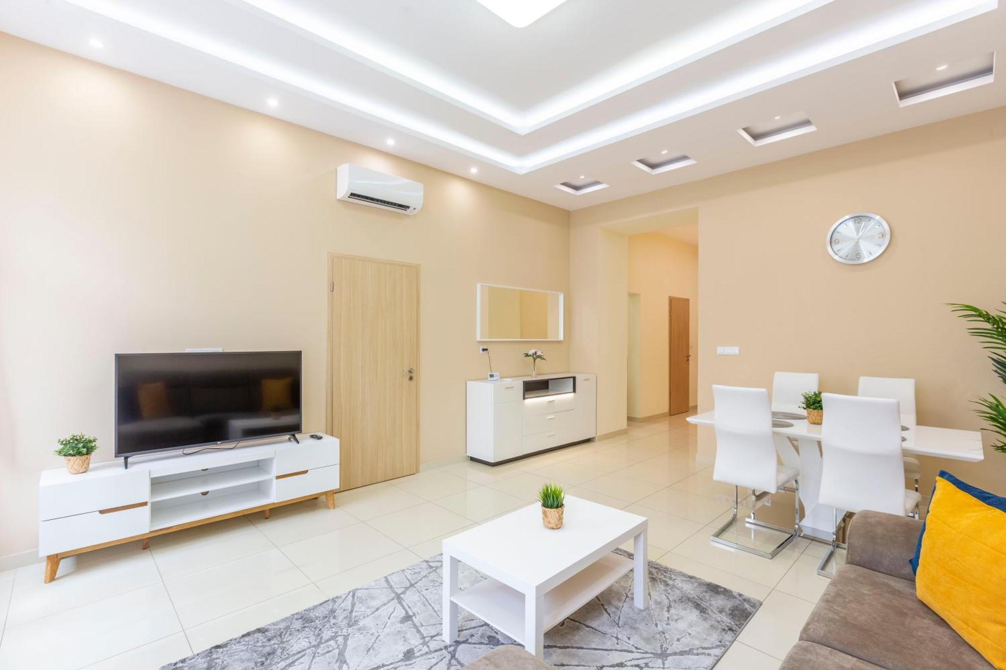 Spacious Bajcsy Residence In The Heart Of Budapest Ngoại thất bức ảnh